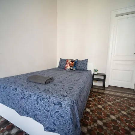 Hostel By Urquinaona Rooms Barcelona